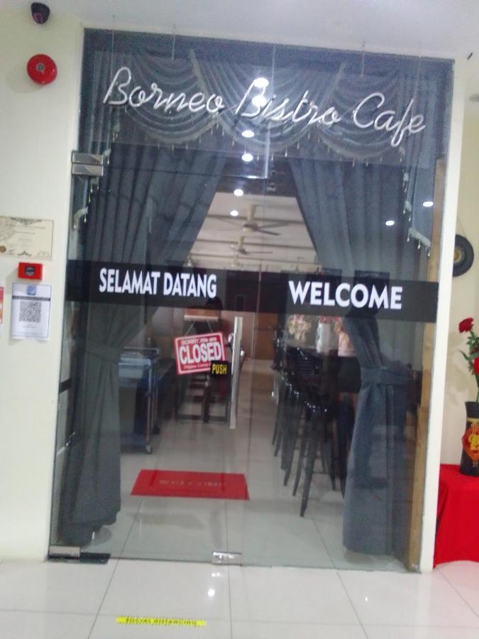 Super Oyo 90464 Borneo Suites Hotel Kota Kinabalu Kültér fotó